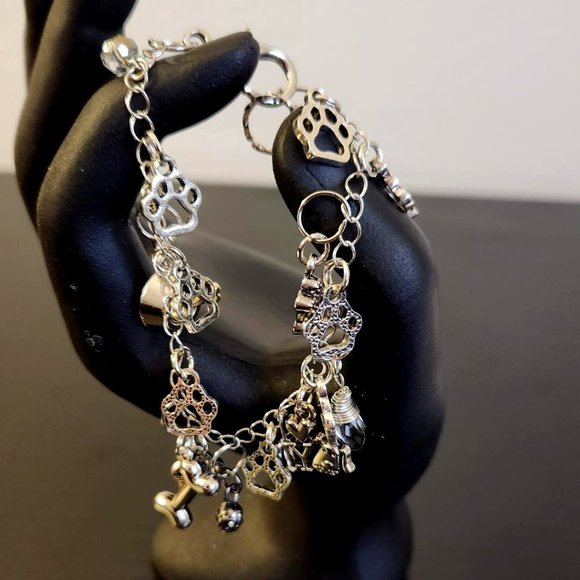 Multiple Dog Charms Bracelet - Picture 1 of 4